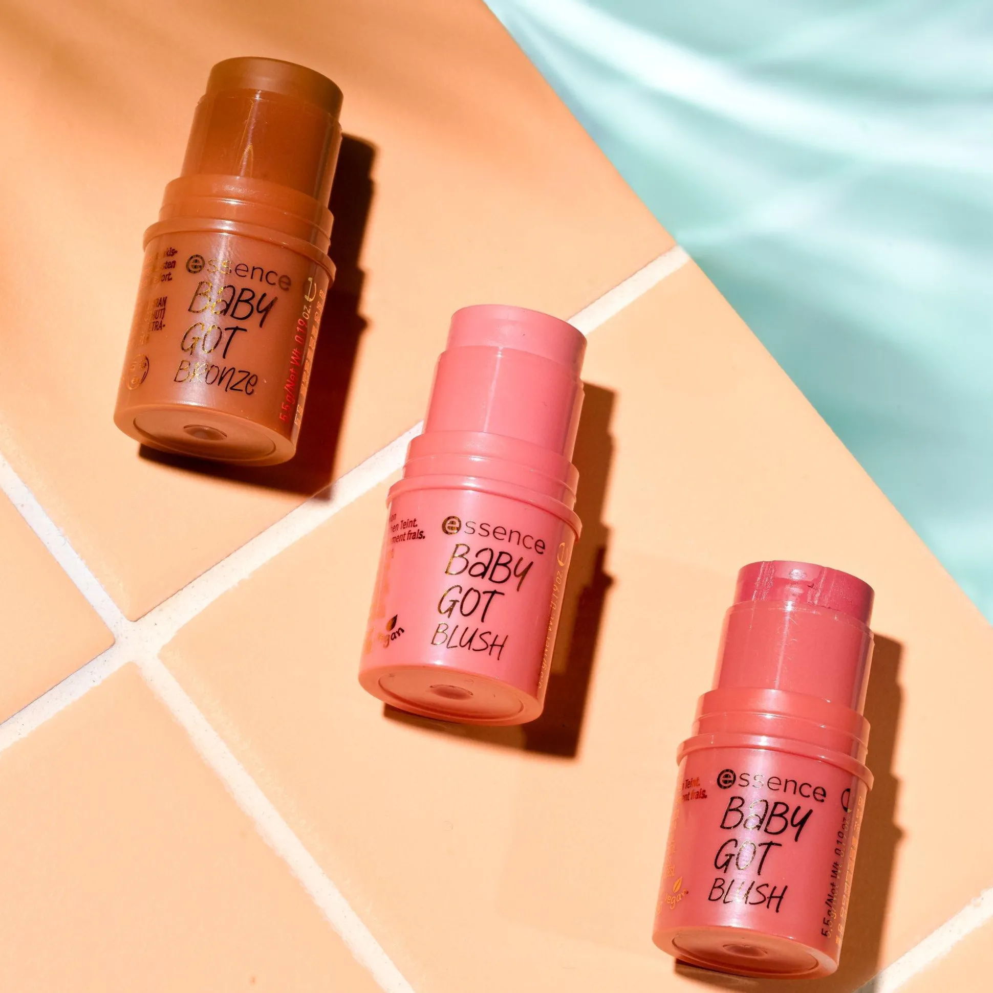 essence Blush>baby got blush 10 - tickle me pink