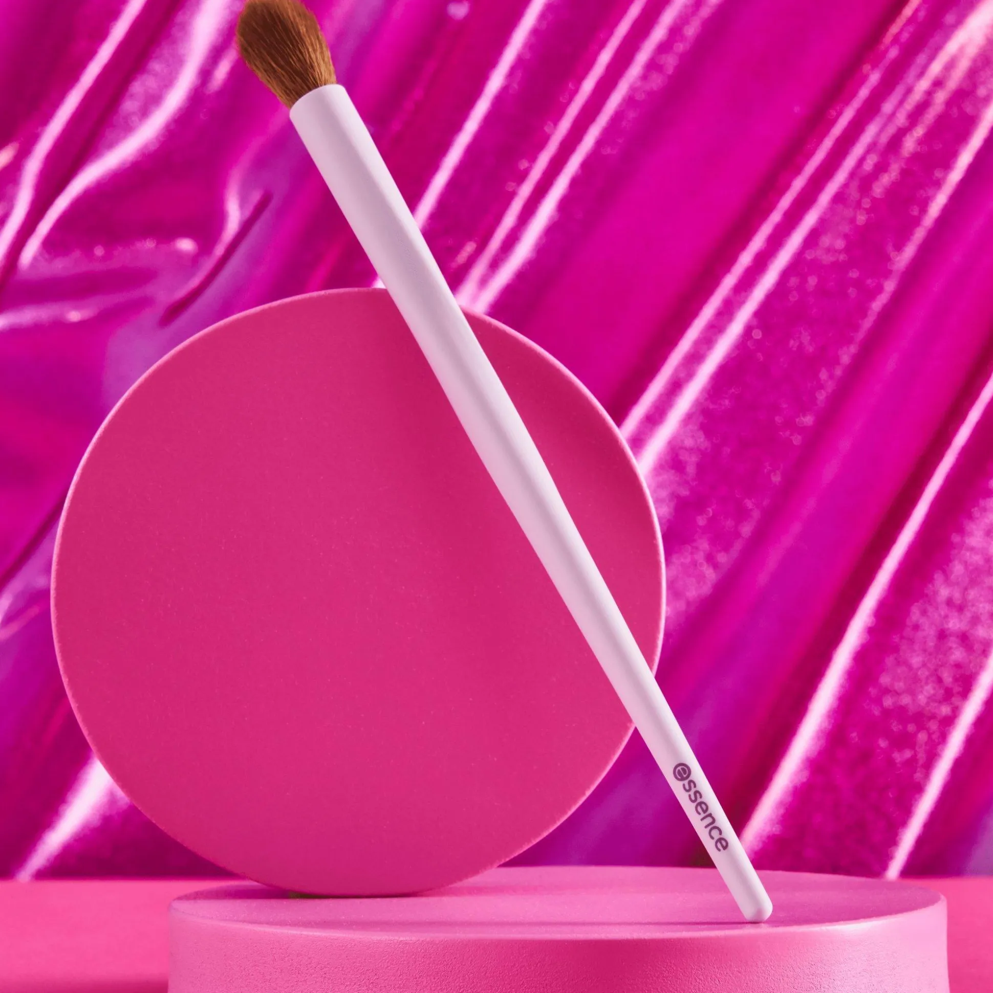 essence Pinsel & Tools>blending brush