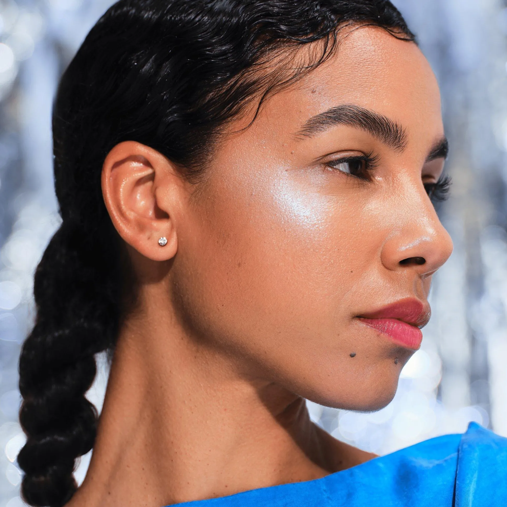 essence Highlighter>Disney Pixar Finding Dory Multi-Use Sparkle Dust