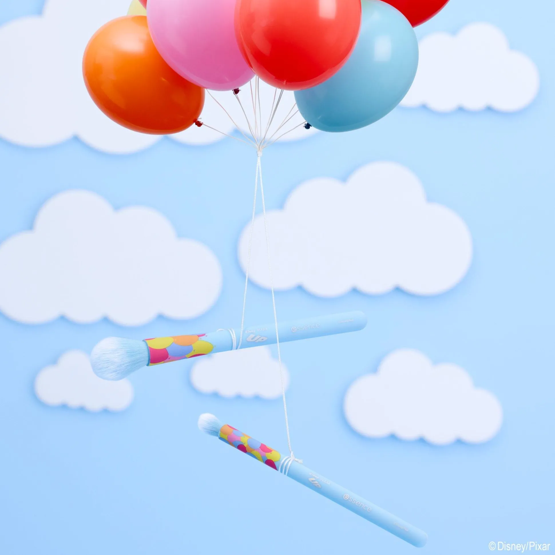 essence Pinsel & Tools>Disney Pixar Up powder brush