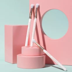 essence Pinsel & Tools><noscript><img width=