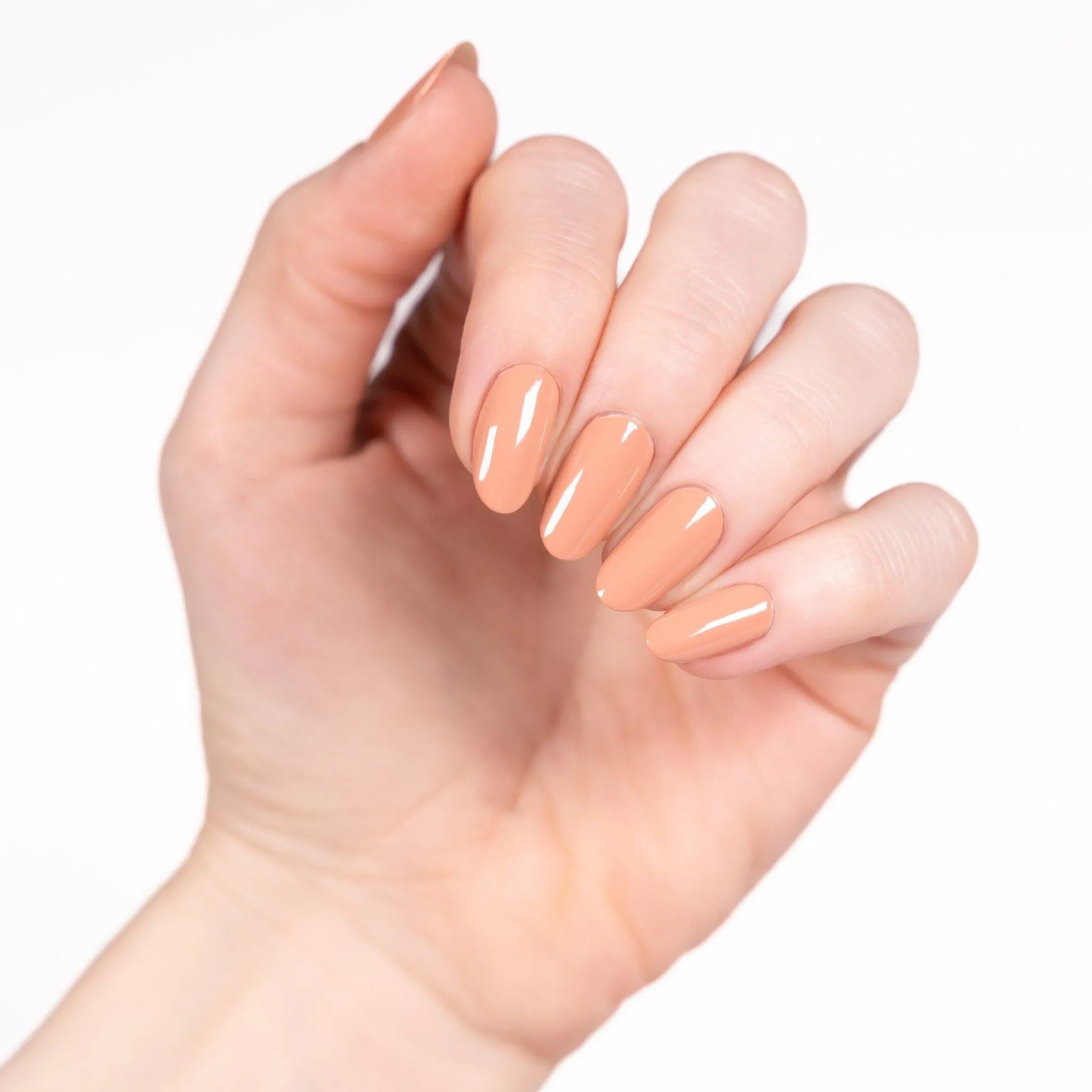 essence Nagellack>gel nail colour 32 - BUT FIRST toffee