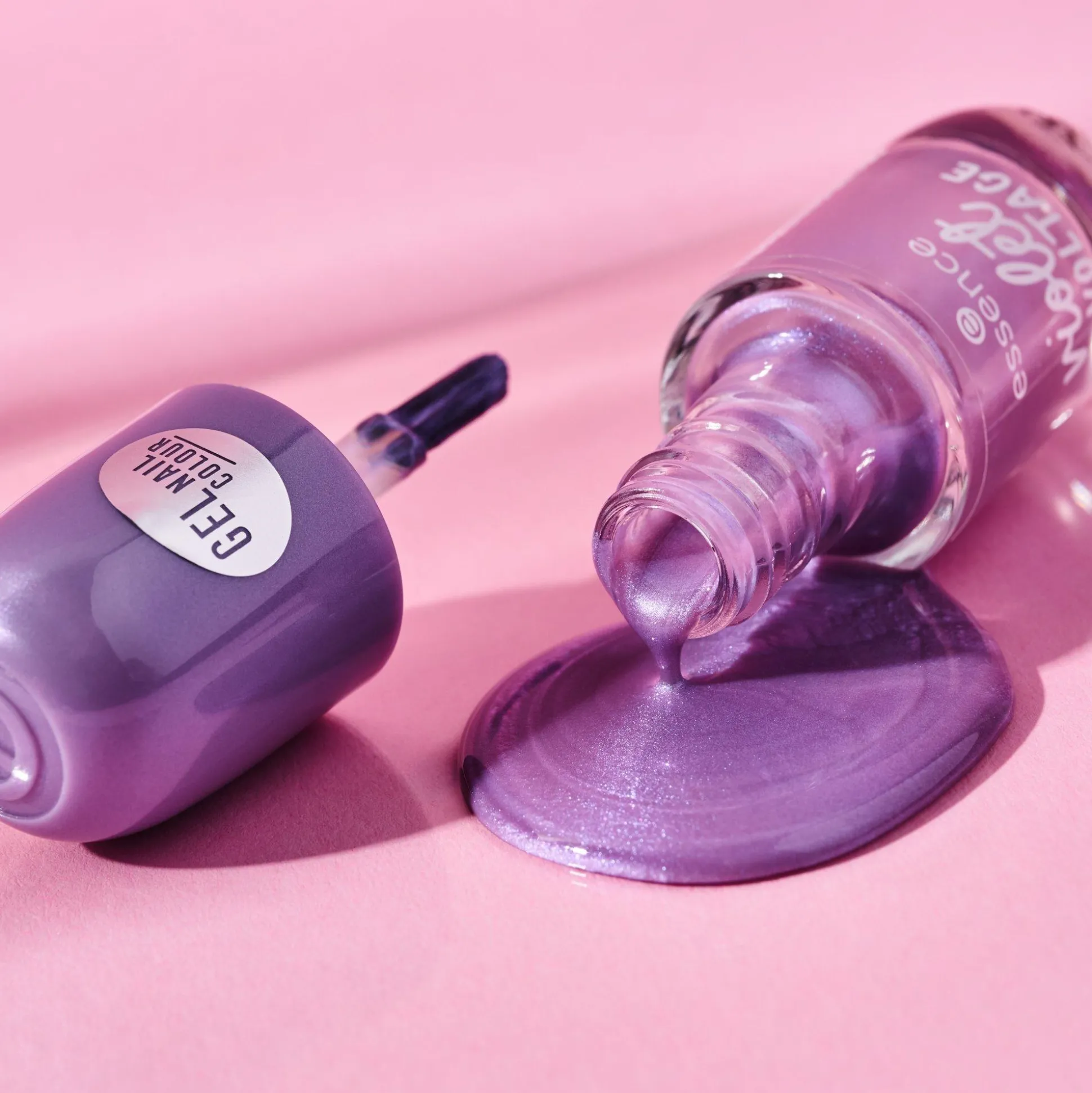 essence Nagellack>gel nail colour 41 - violet VOLTAGE