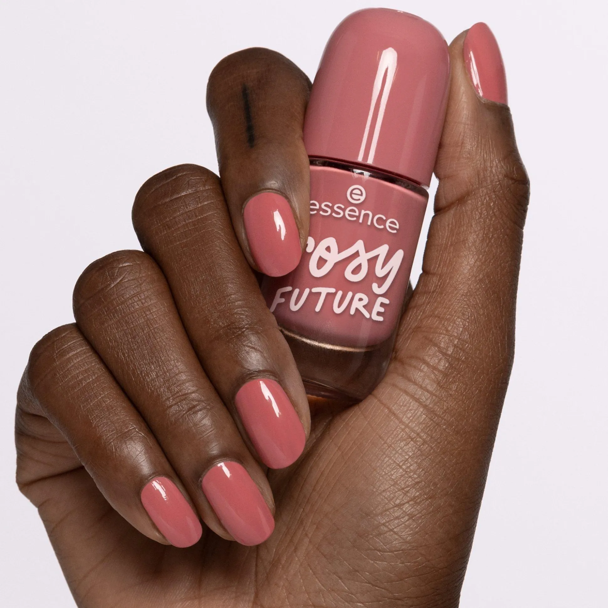 essence Nagellack>gel nail colour 67 - rosy FUTURE