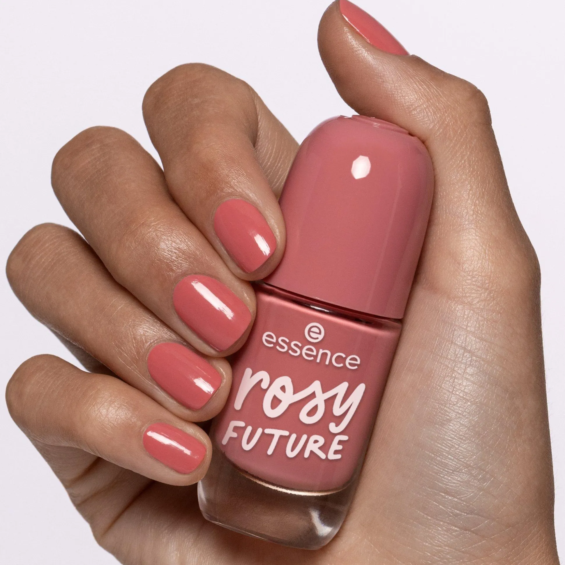 essence Nagellack>gel nail colour 67 - rosy FUTURE