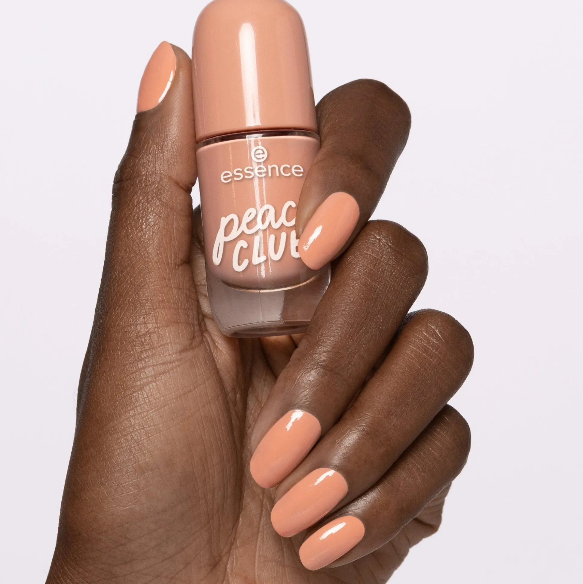 essence Nagellack>gel nail colour 68 - peach CLUB