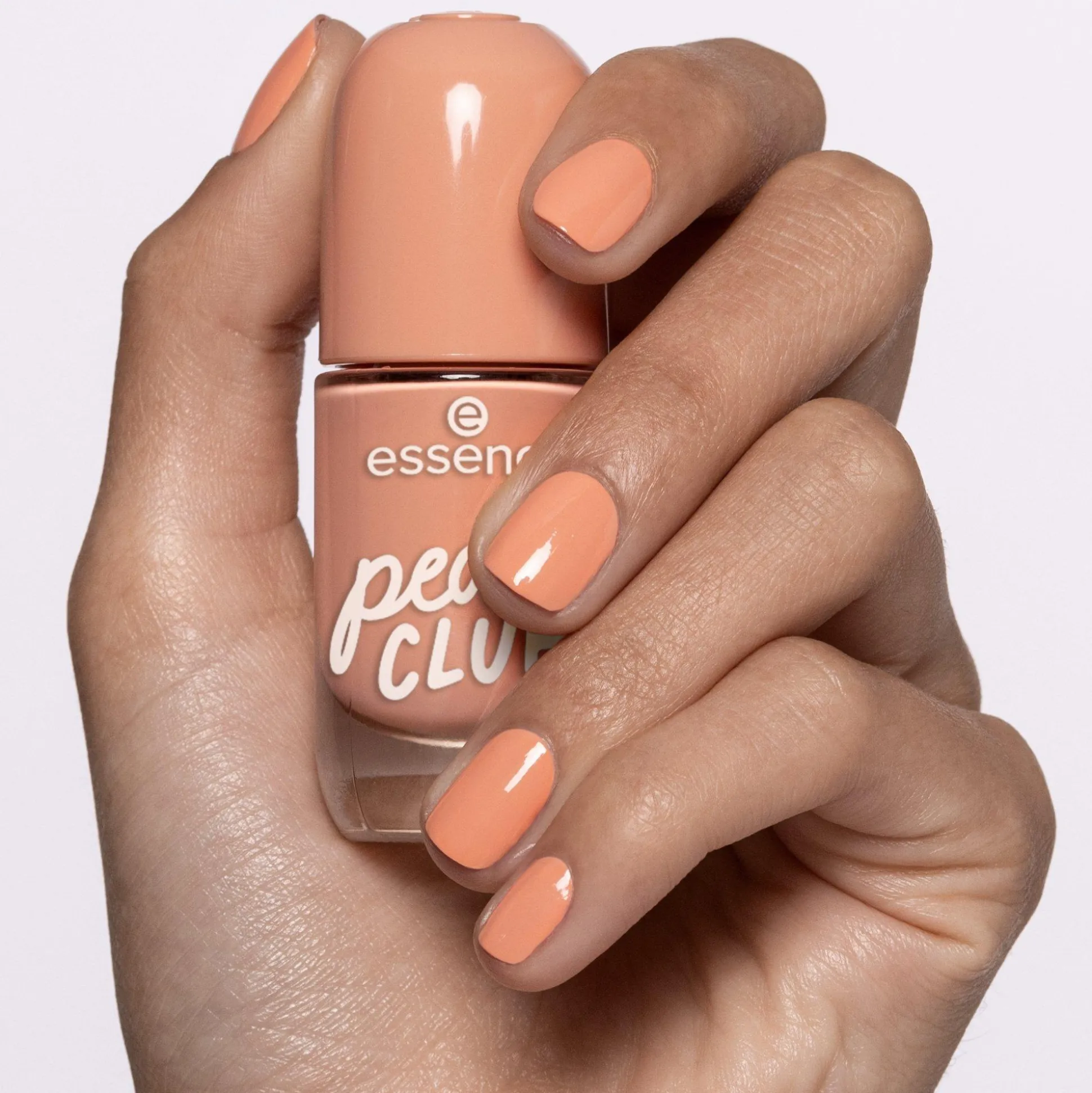 essence Nagellack>gel nail colour 68 - peach CLUB