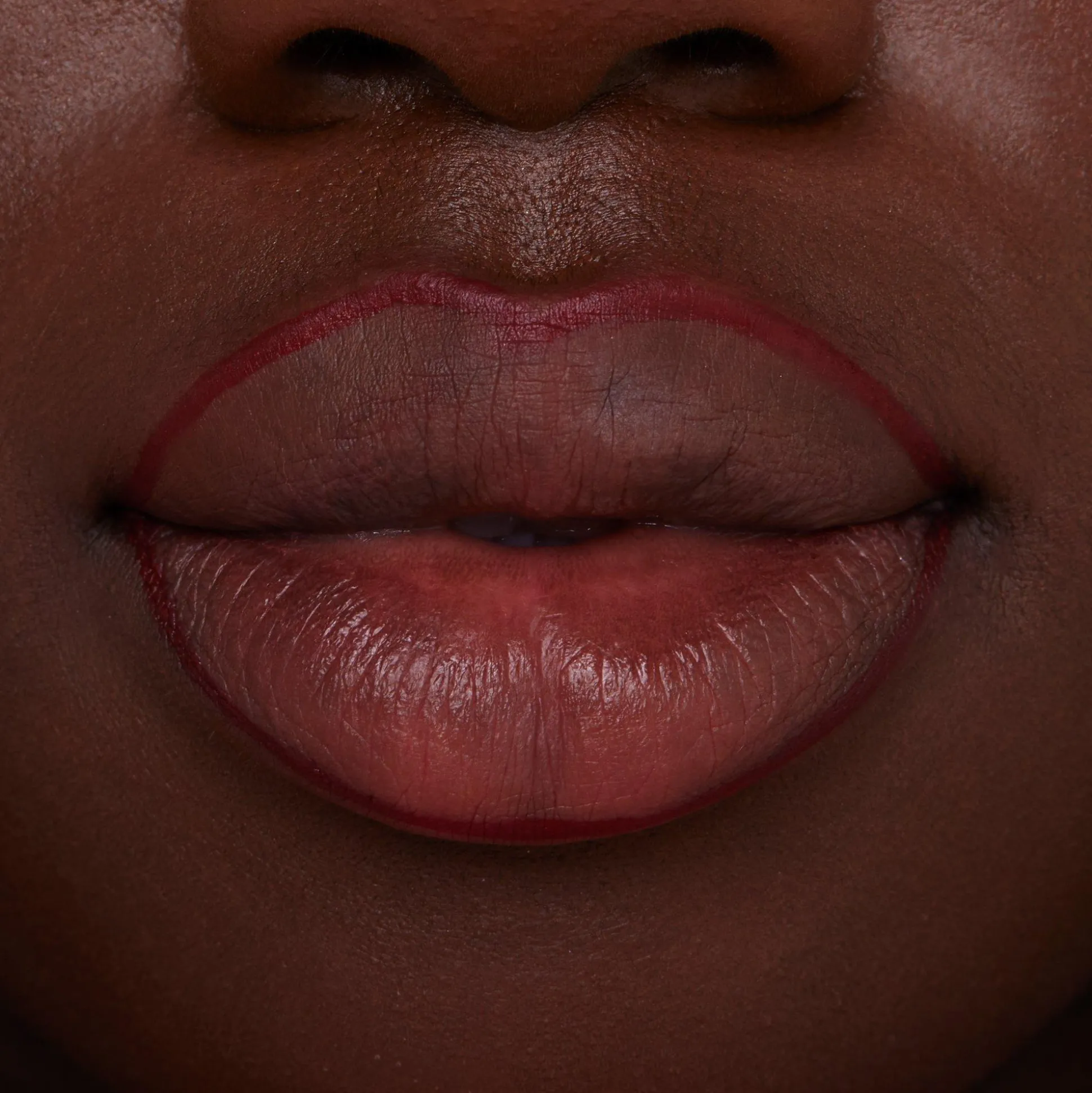 essence Lipliner>8h MATTE comfort lipliner 08 - Dark Berry