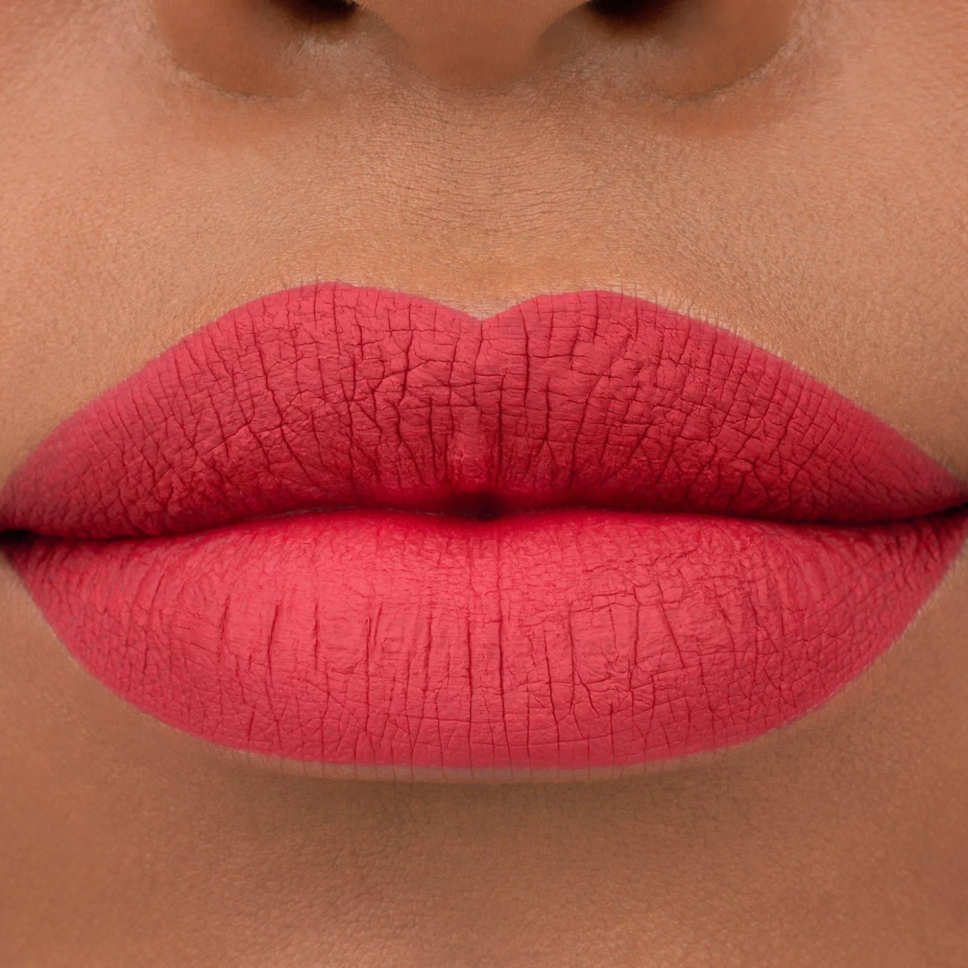essence Lippenstift>8h matte liquid lipstick 07 - Classic Red