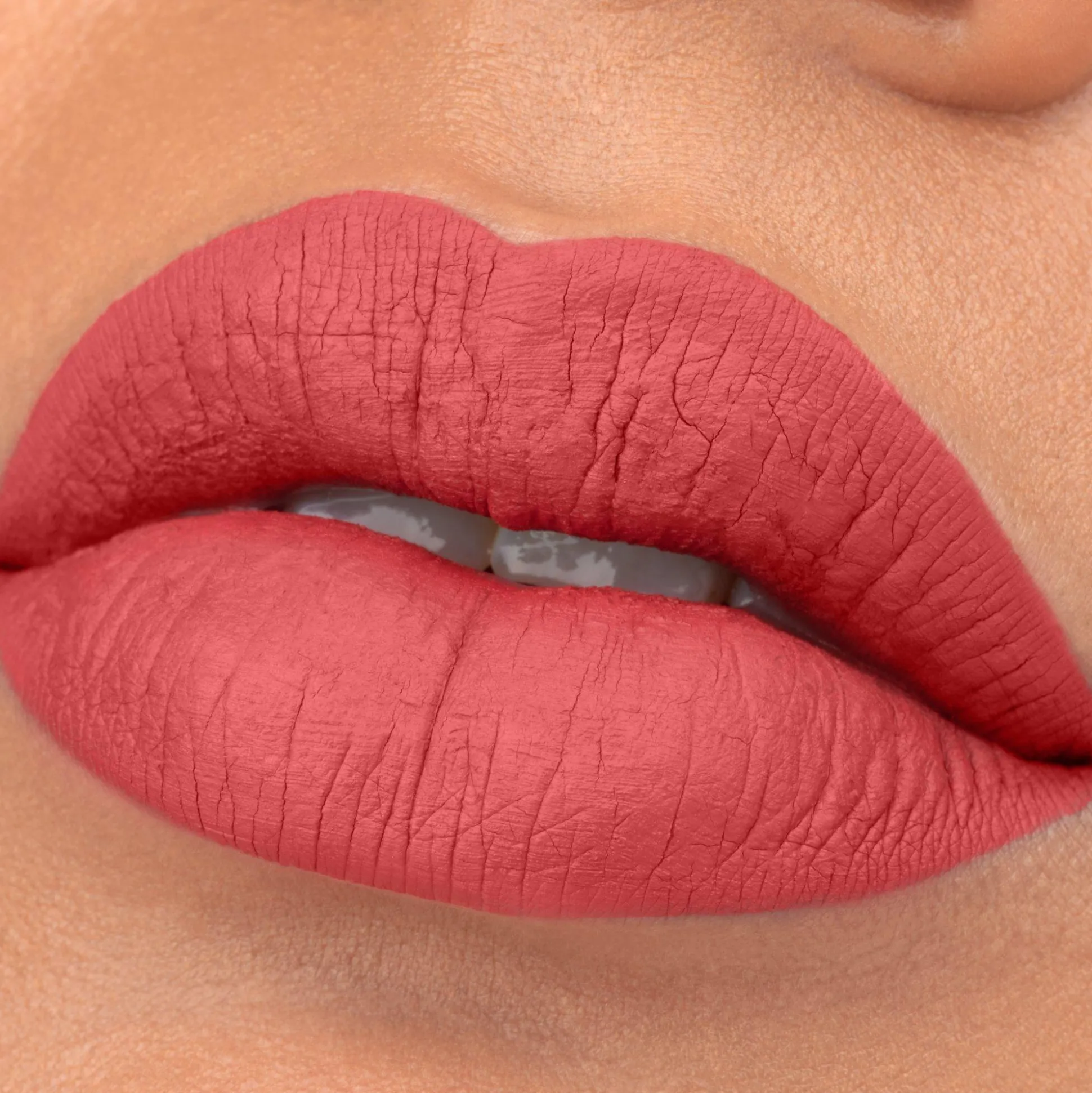 essence Lippenstift>8h matte liquid lipstick 13 - Rusty Copper