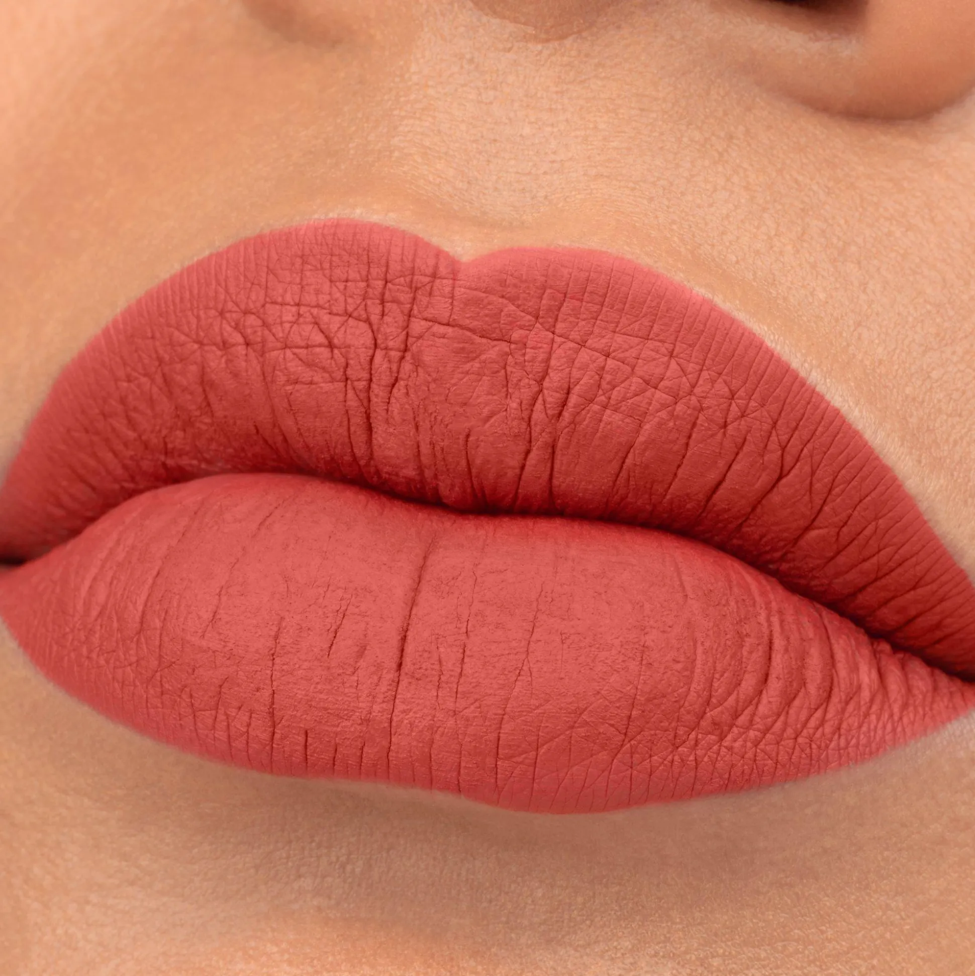 essence Lippenstift>8h matte liquid lipstick 14 - Soft Red