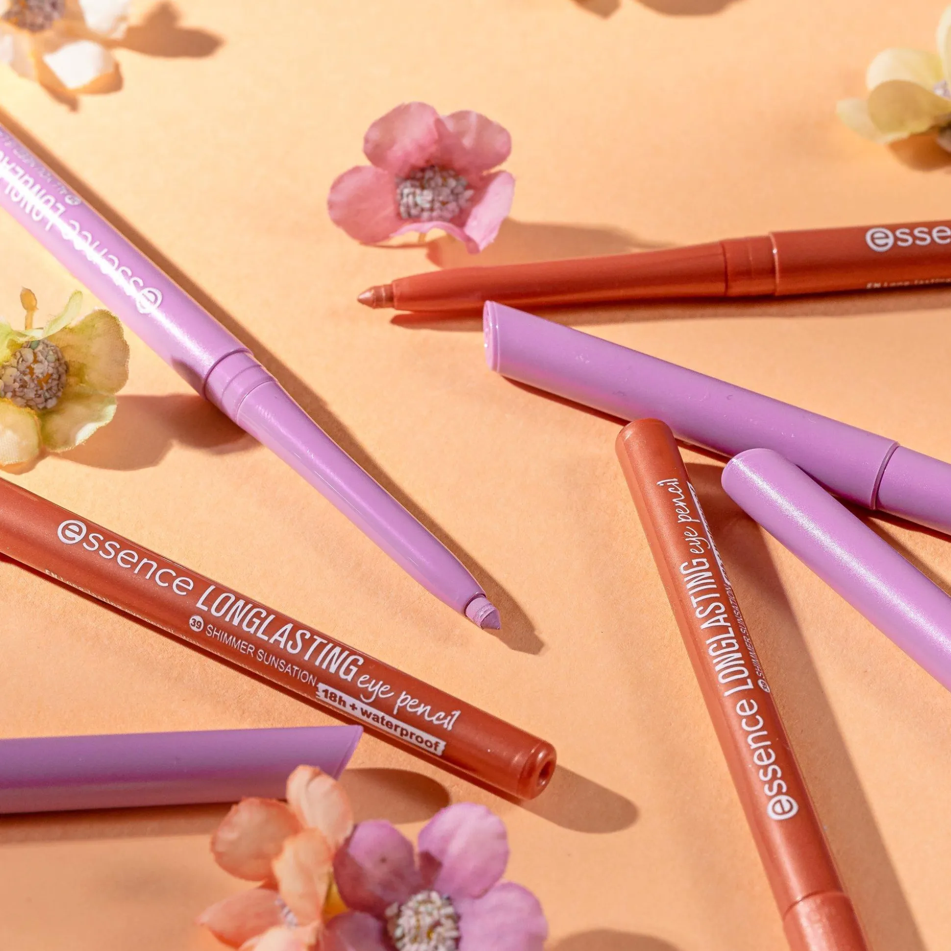 essence Eyeliner & Kajal>LONG-LASTING eye pencil 38 - all you need is LAV
