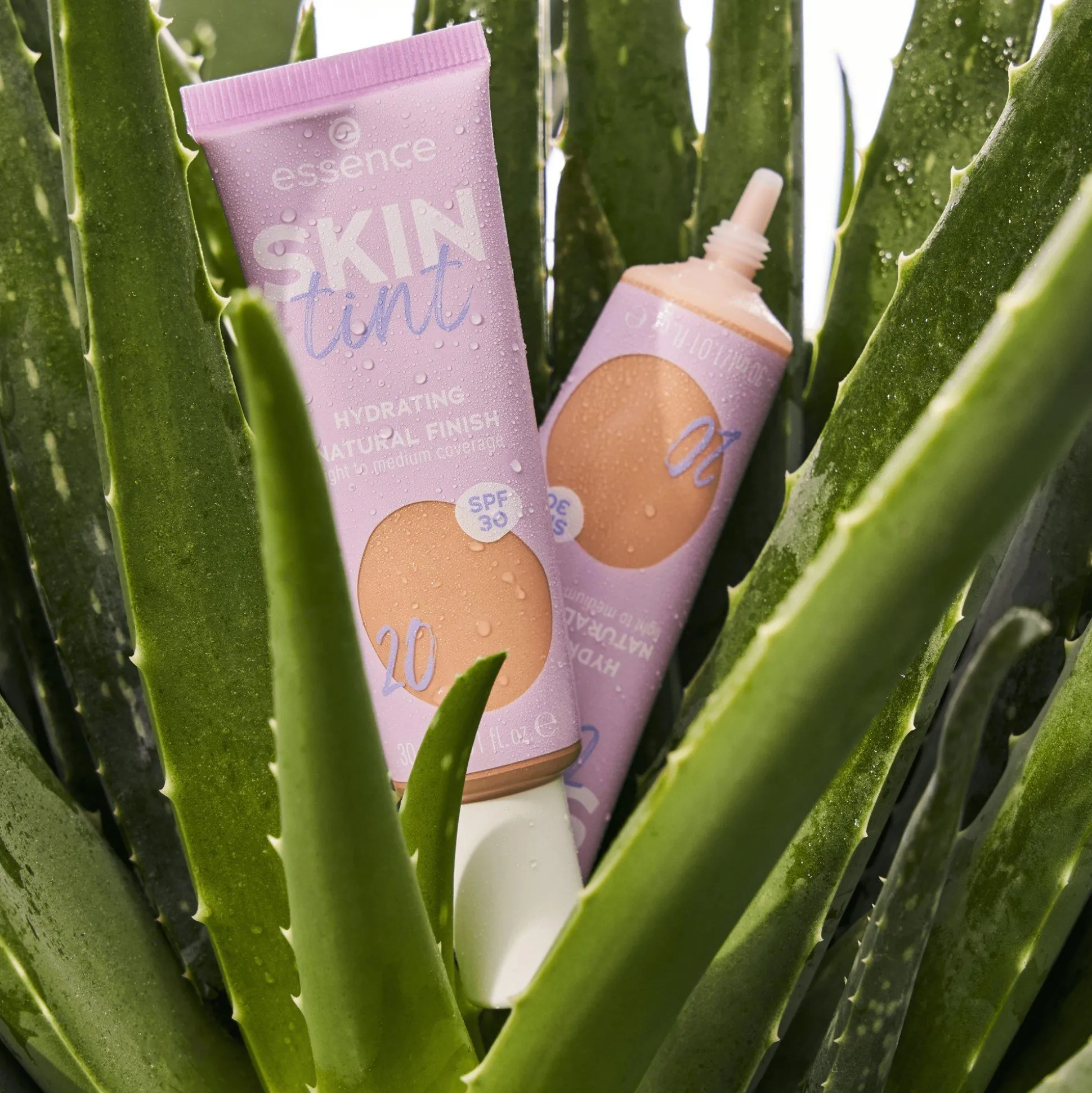 essence Foundation>SKIN tint 20 -