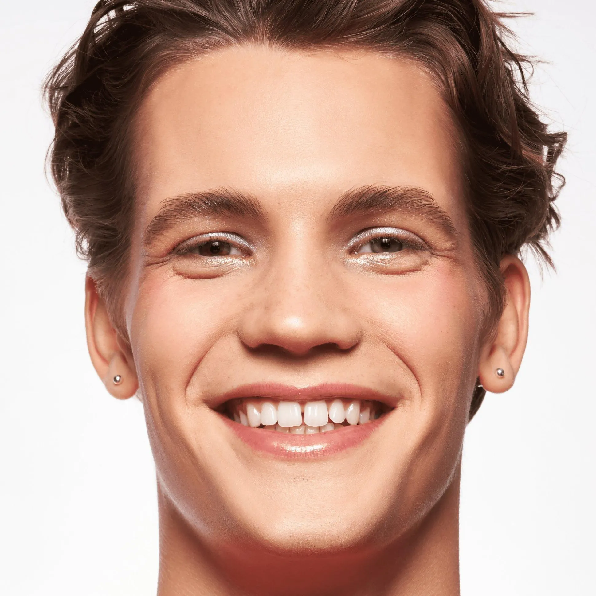 essence Foundation>SKIN tint 30 -