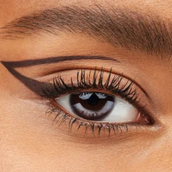 essence Eyeliner & Kajal><noscript><img width=