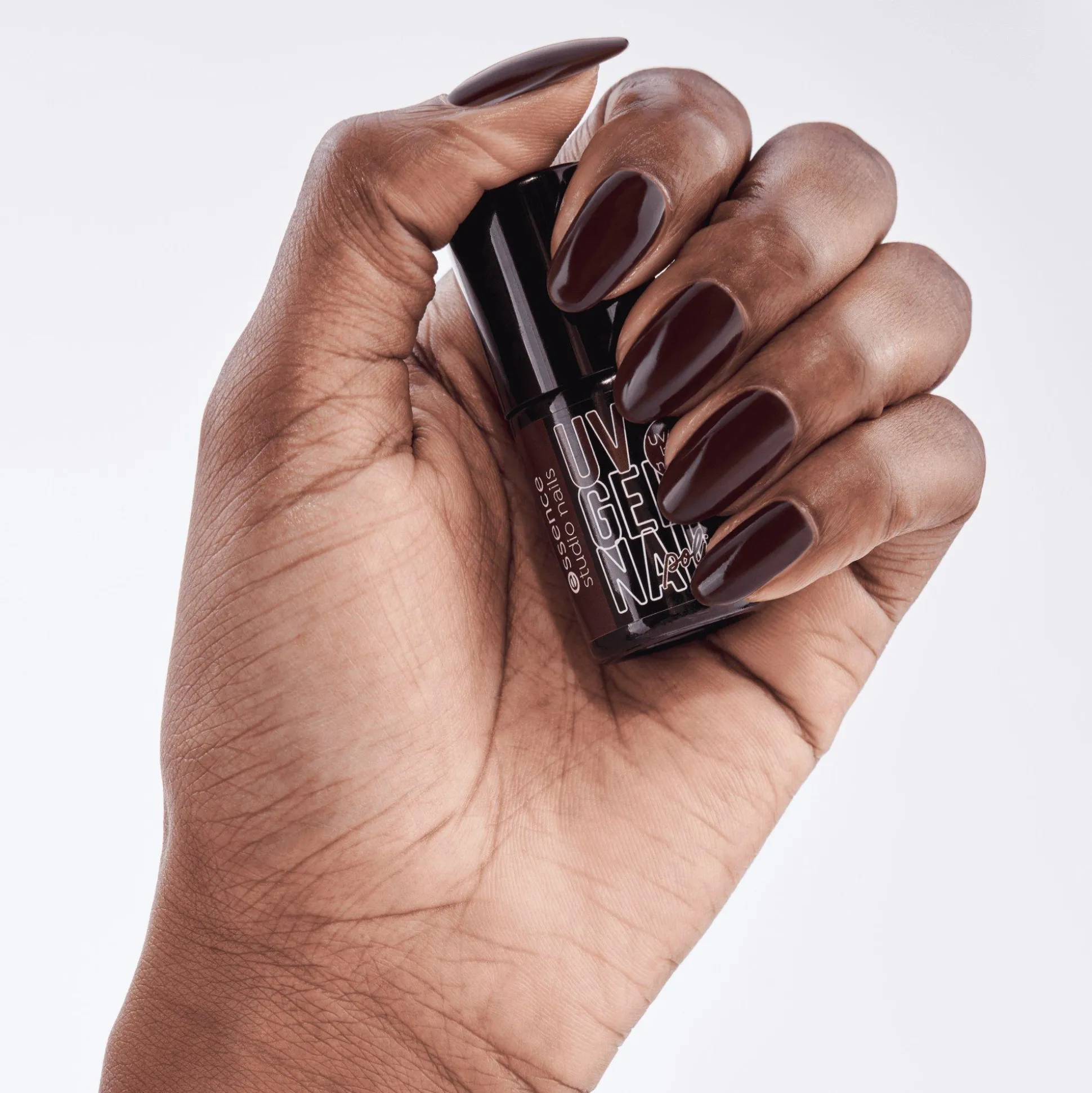 essence Professional Nails>studio nails UV GEL NAIL polish 08 - still RED