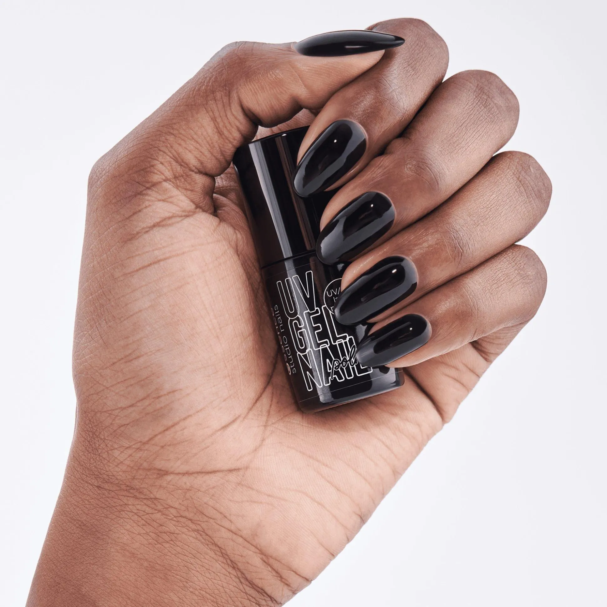 essence Professional Nails>studio nails UV GEL NAIL polish 10 - baby, comeBLACK!