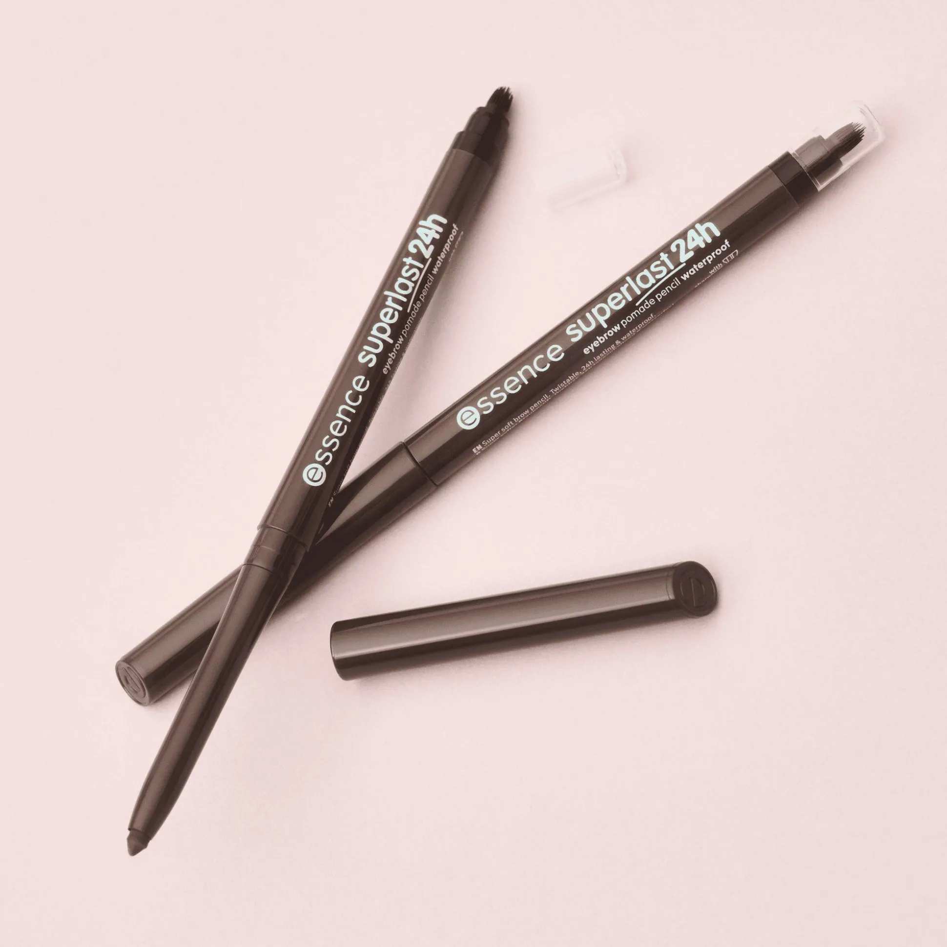 essence Augenbrauen>SUPERLAST 24h eyebrow pomade pencil waterproof 30 - dark brown