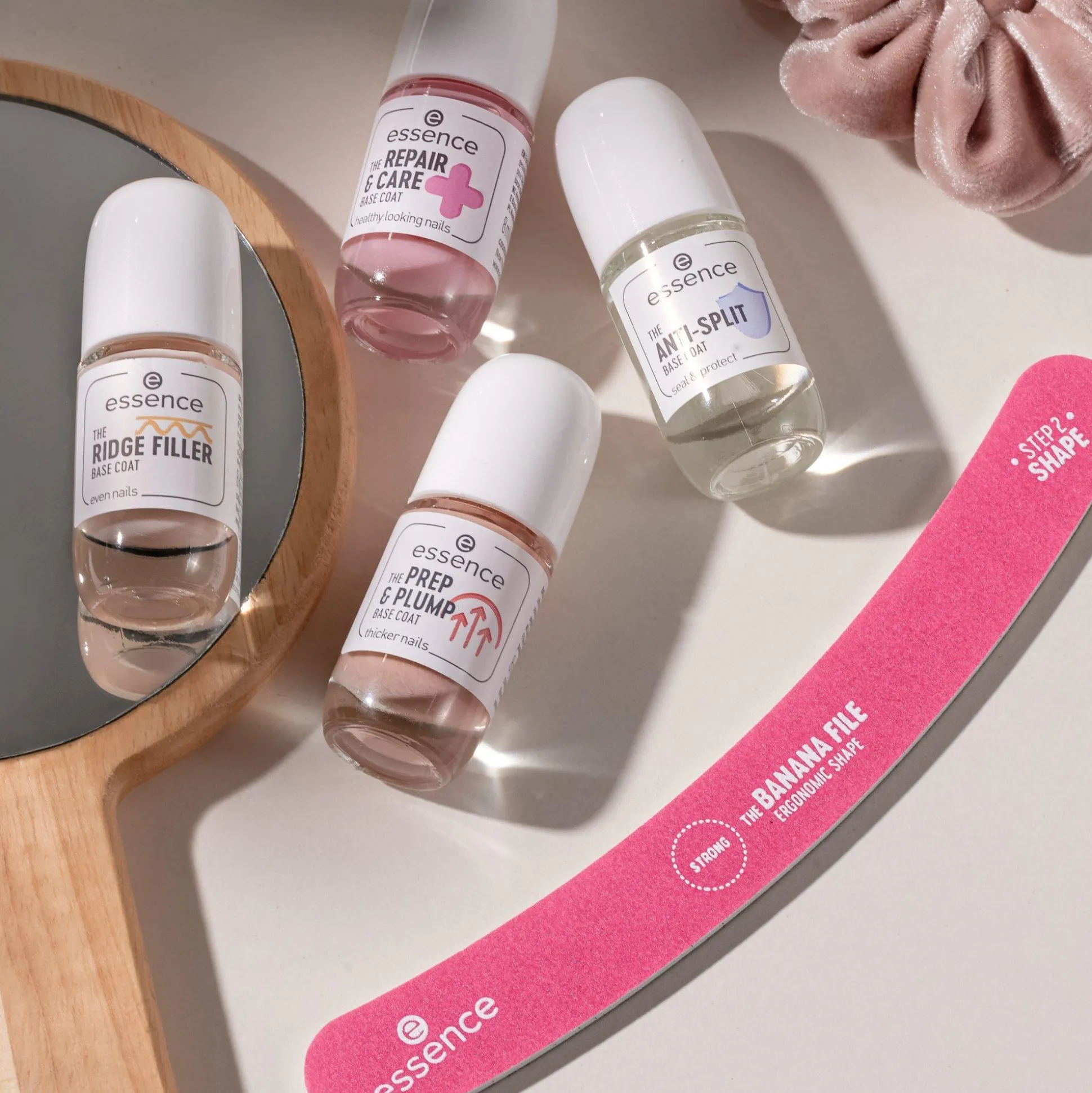 essence Über- Und Unterlack>THE ANTI-SPLIT BASE COAT