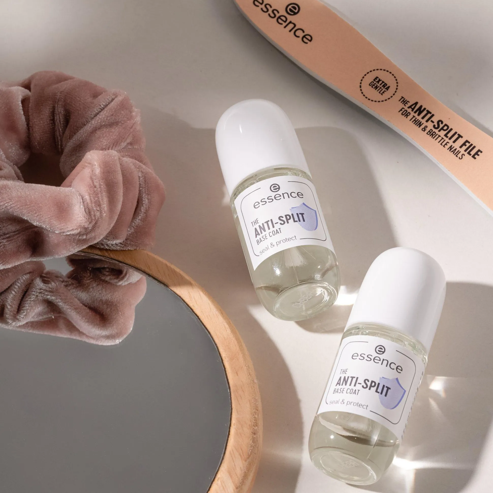 essence Über- Und Unterlack>THE ANTI-SPLIT BASE COAT