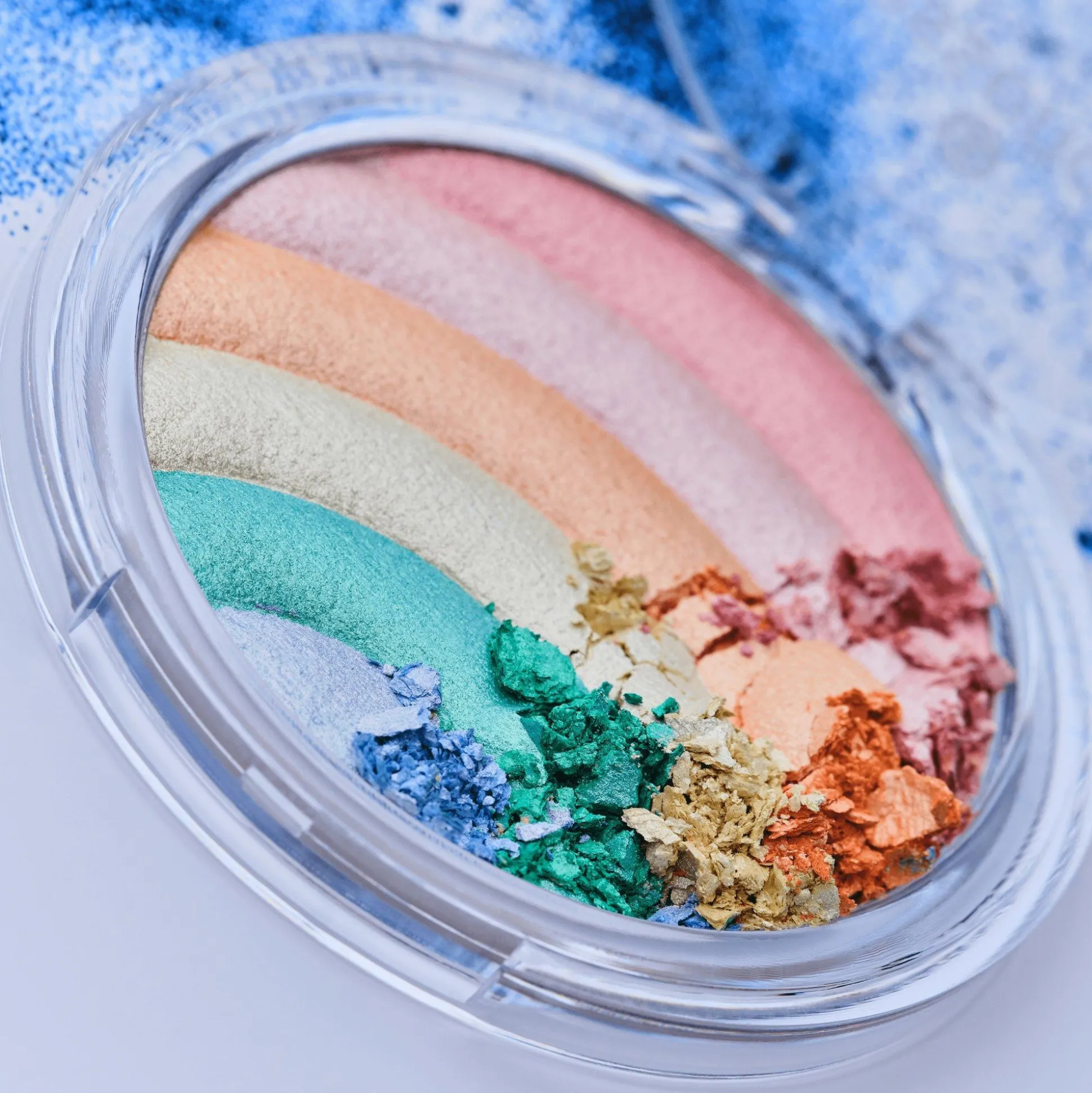 essence Highlighter>you make my day! baked highlighter
