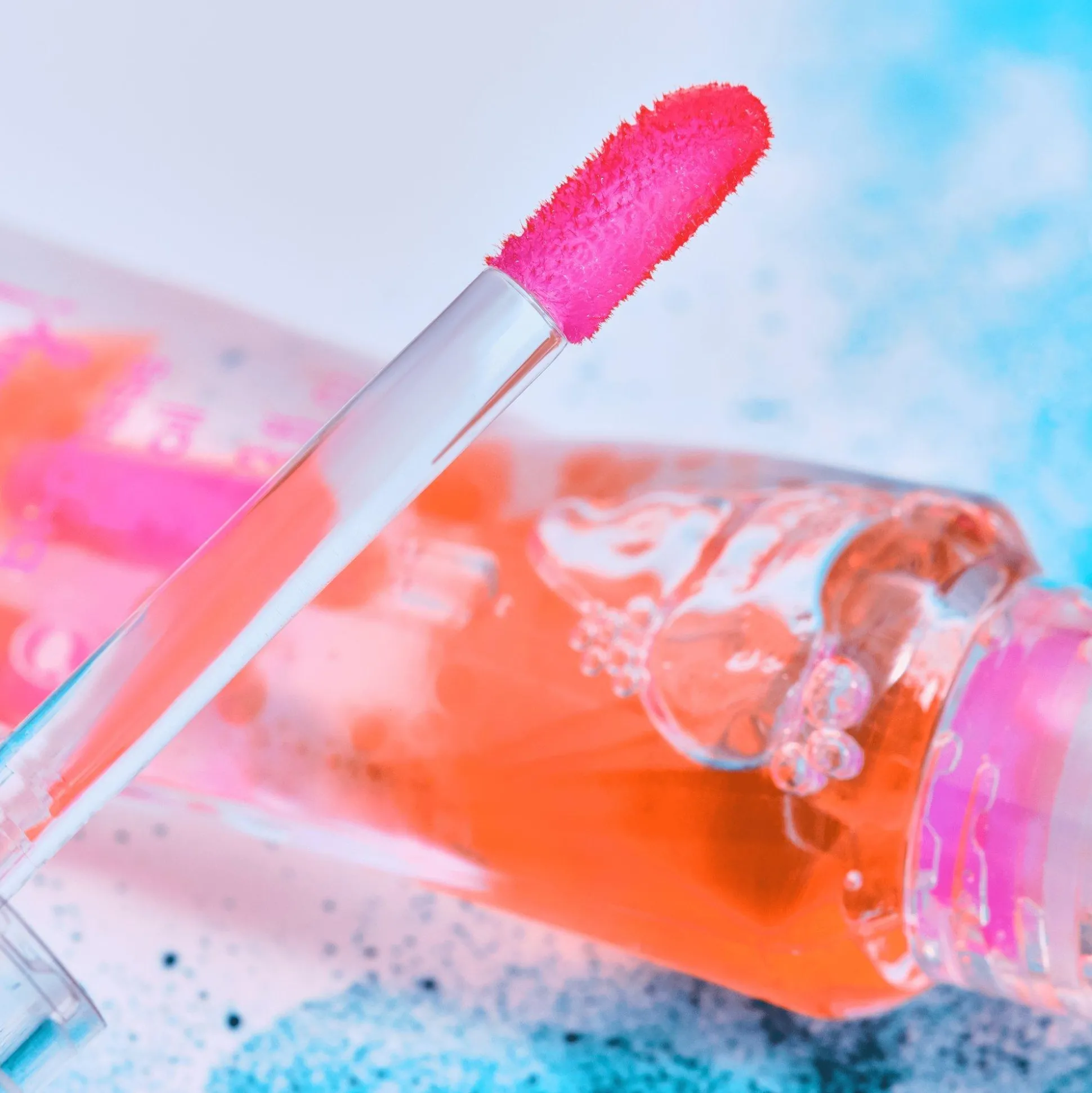 essence Lipgloss>you make my day! bi-phase lip oil